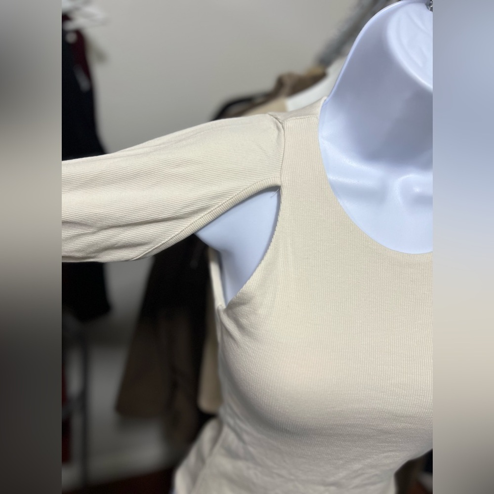 OGL Cream Long Sleeve Cutout Shoulder Top - Picture 3 of 8